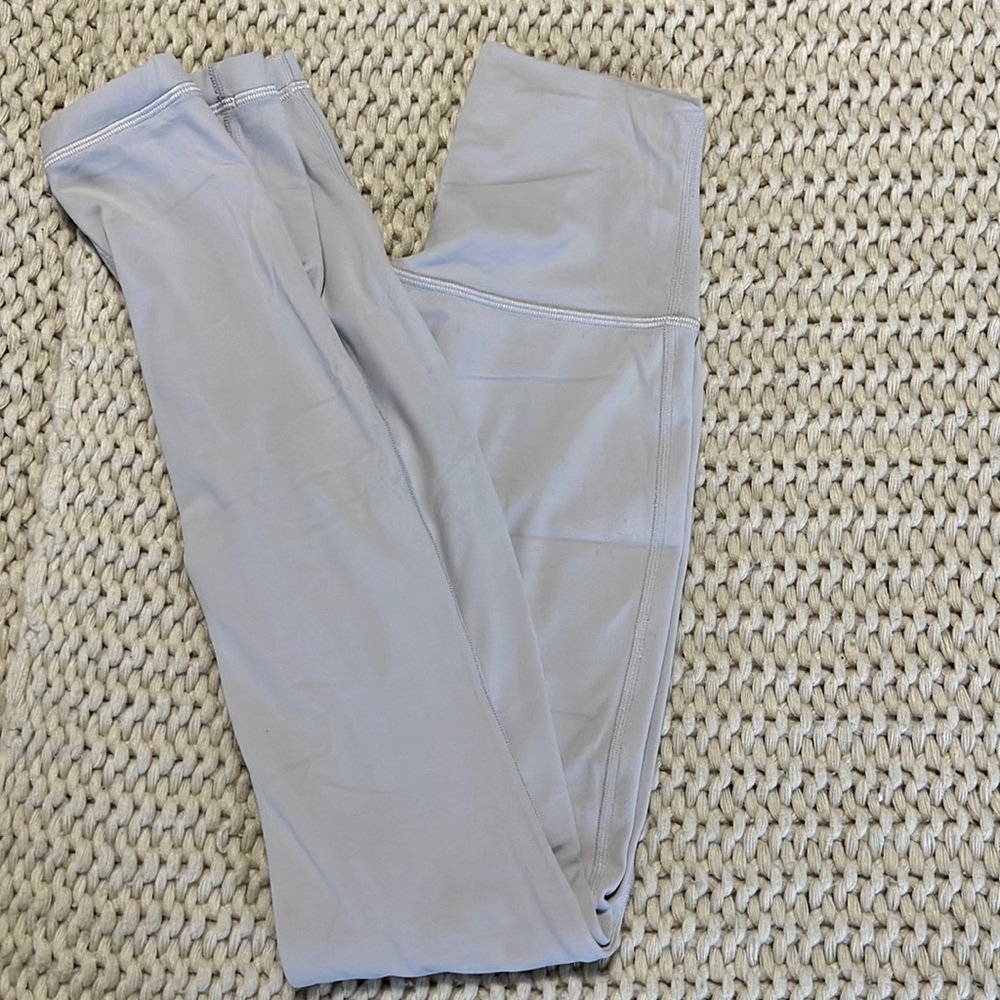 Light lilac double lined 28" inseam